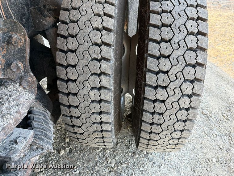 image for item FM6577 2014 International 7500 dump truck