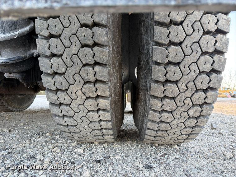 image for item FM6577 2014 International 7500 dump truck