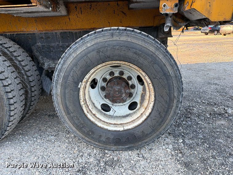 image for item FM6577 2014 International 7500 dump truck