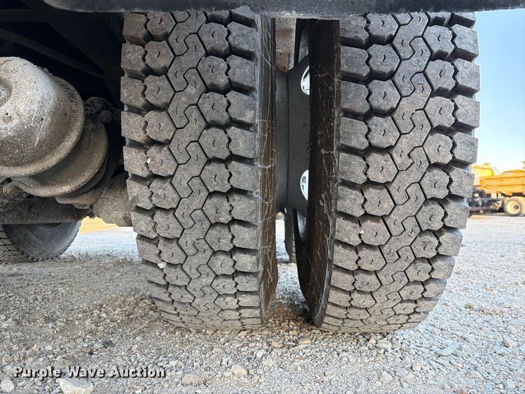 image for item FM6577 2014 International 7500 dump truck