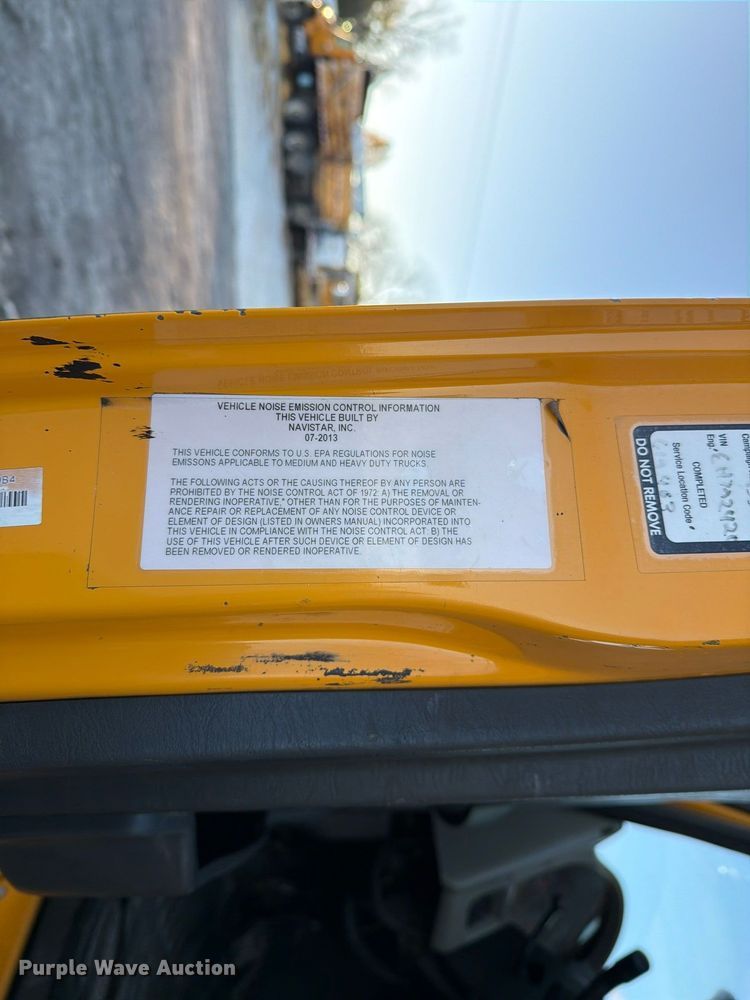 image for item FM6577 2014 International 7500 dump truck