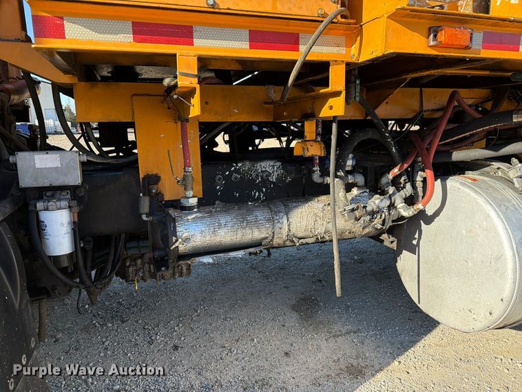 image for item FM6580 2004 Sterling Condor paint striper truck