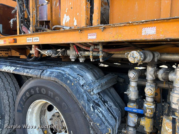 image for item FM6580 2004 Sterling Condor paint striper truck