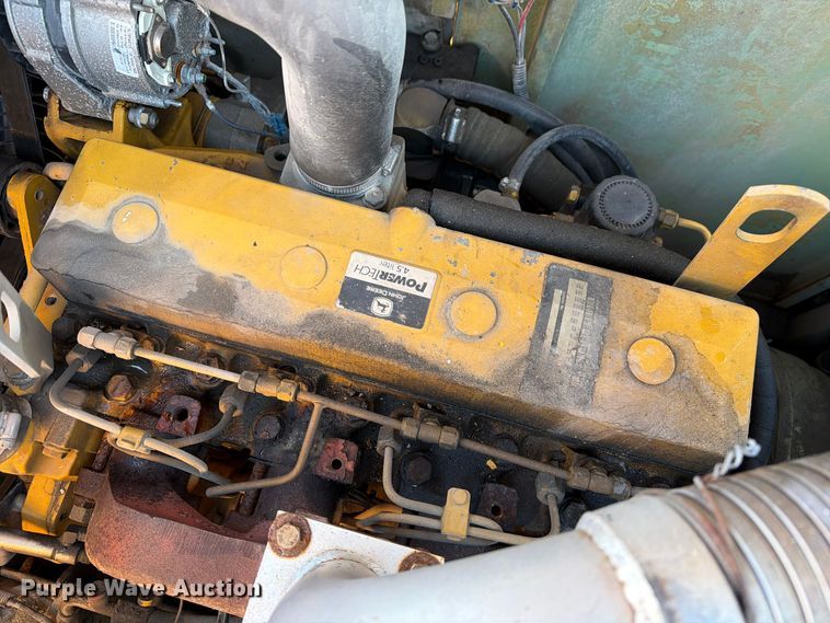image for item FM6580 2004 Sterling Condor paint striper truck