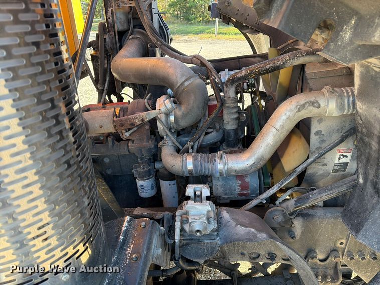 image for item FM6580 2004 Sterling Condor paint striper truck