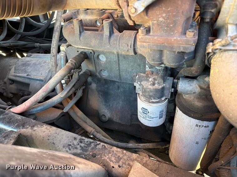 image for item FM6580 2004 Sterling Condor paint striper truck