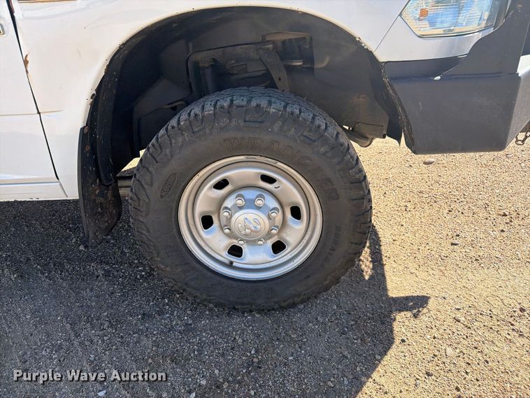 image for item FM7713 2017 RAM 2500 pickup truck