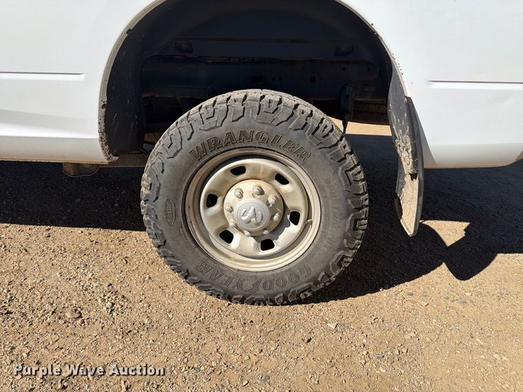 image for item FM7713 2017 RAM 2500 pickup truck