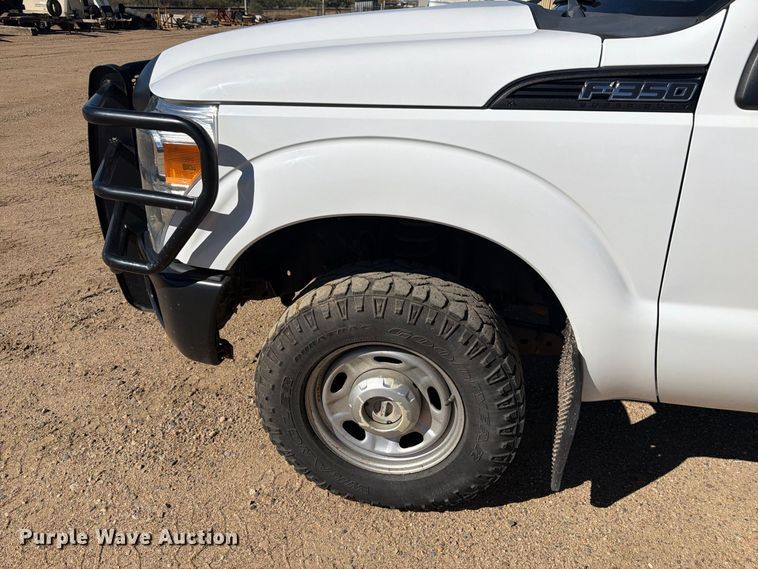 image for item FM7714 2011 Ford F350 Super Duty Crew Cab pickup truck