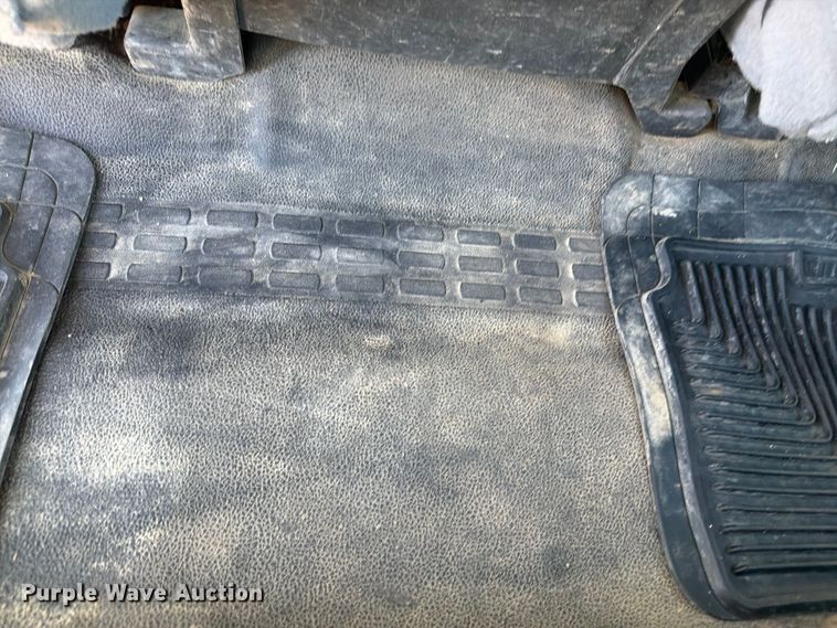 image for item FM7714 2011 Ford F350 Super Duty Crew Cab pickup truck
