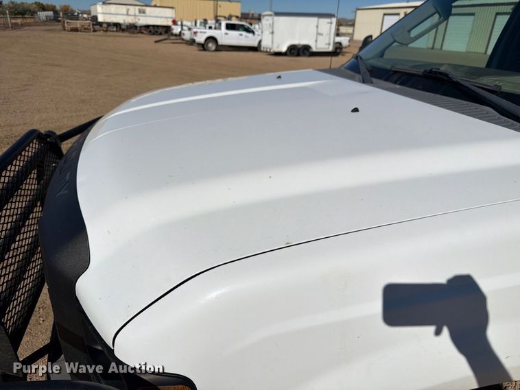 image for item FM7715 2009 Ford F350 Super Duty utility bed pickup truck