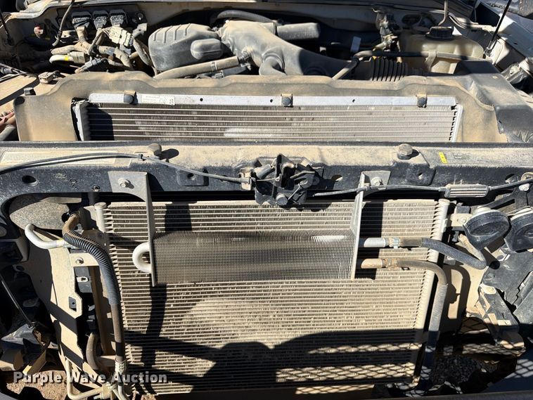 image for item FM7715 2009 Ford F350 Super Duty utility bed pickup truck