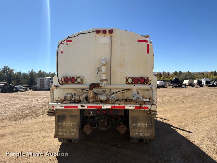 image for item FM7716 1996 Peterbilt 357 water truck