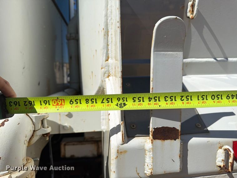 image for item FM7716 1996 Peterbilt 357 water truck