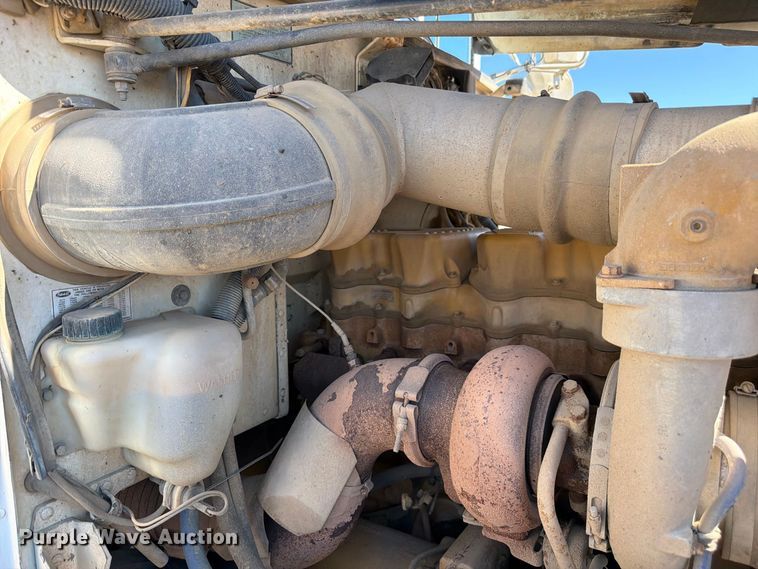image for item FM7716 1996 Peterbilt 357 water truck