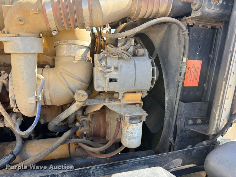 image for item FM7716 1996 Peterbilt 357 water truck