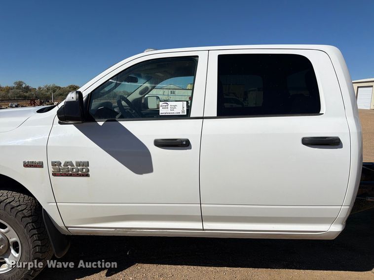 image for item FM7717 2017 RAM 3500 Crew Cab pickup truck cab and chassis
