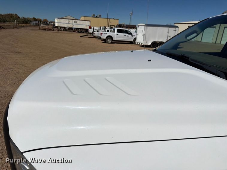 image for item FM7717 2017 RAM 3500 Crew Cab pickup truck cab and chassis