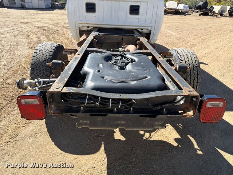 image for item FM7717 2017 RAM 3500 Crew Cab pickup truck cab and chassis