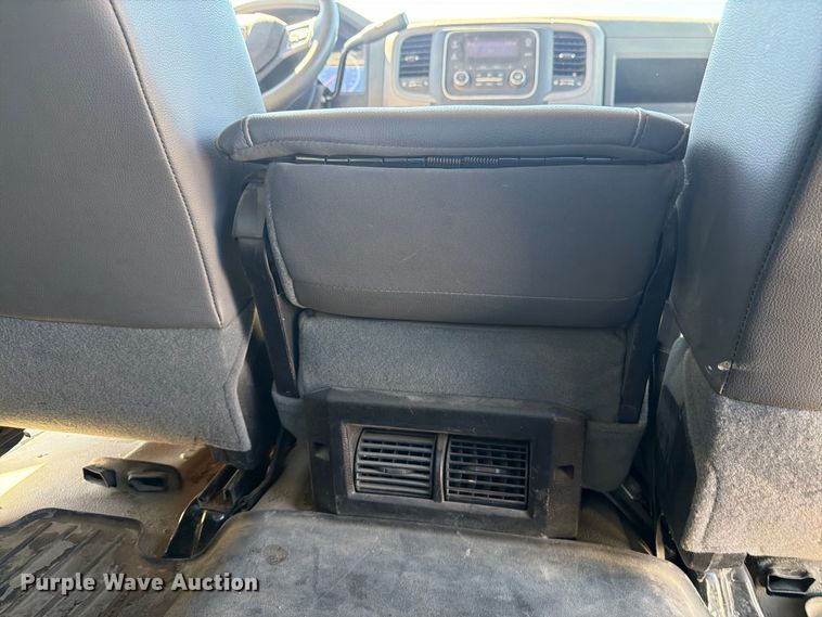 image for item FM7717 2017 RAM 3500 Crew Cab pickup truck cab and chassis