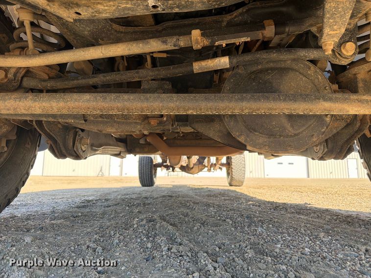 image for item FM7717 2017 RAM 3500 Crew Cab pickup truck cab and chassis