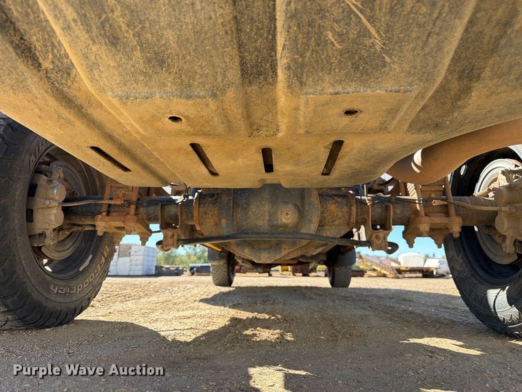 image for item FM7717 2017 RAM 3500 Crew Cab pickup truck cab and chassis