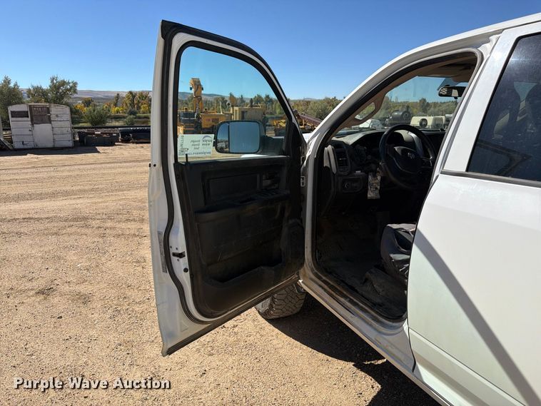 image for item FM7718 2020 RAM 3500 Crew Cab utility bed pickup truck