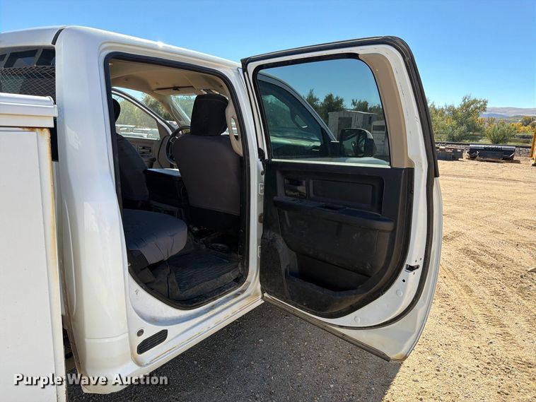 image for item FM7718 2020 RAM 3500 Crew Cab utility bed pickup truck