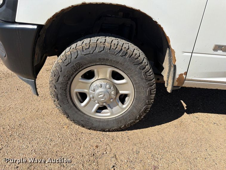 image for item FM7718 2020 RAM 3500 Crew Cab utility bed pickup truck