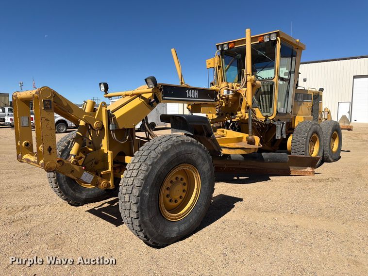 image for item FM7719 1997 Caterpillar 140H motor grader