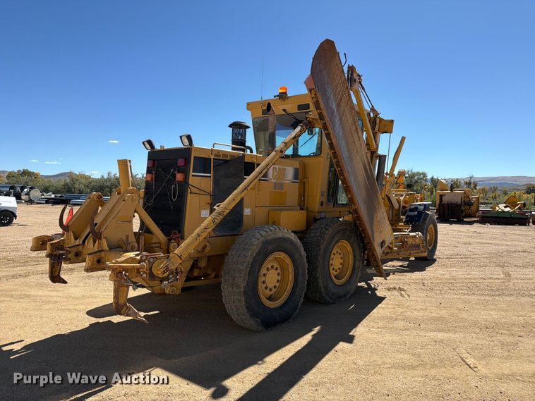 image for item FM7719 1997 Caterpillar 140H motor grader