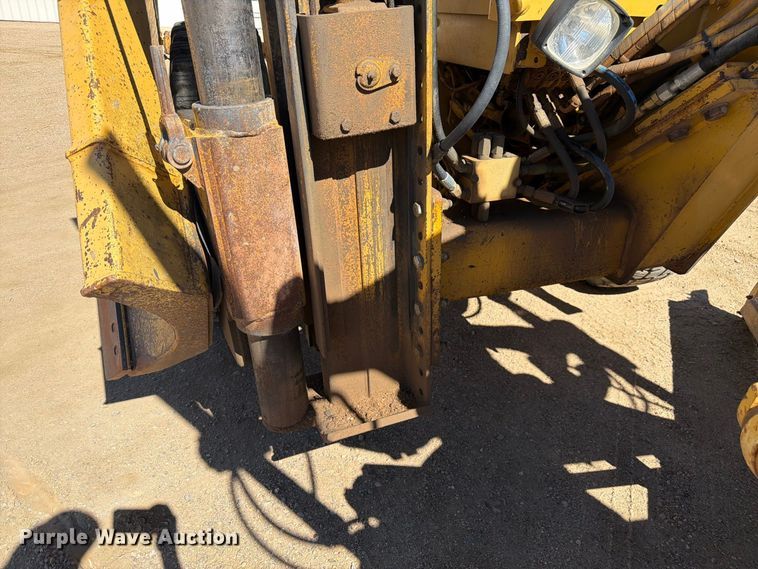 image for item FM7719 1997 Caterpillar 140H motor grader