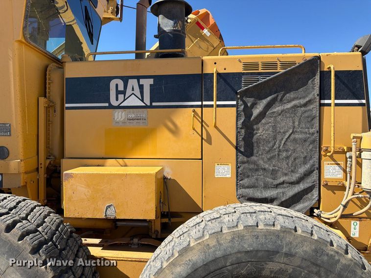 image for item FM7719 1997 Caterpillar 140H motor grader