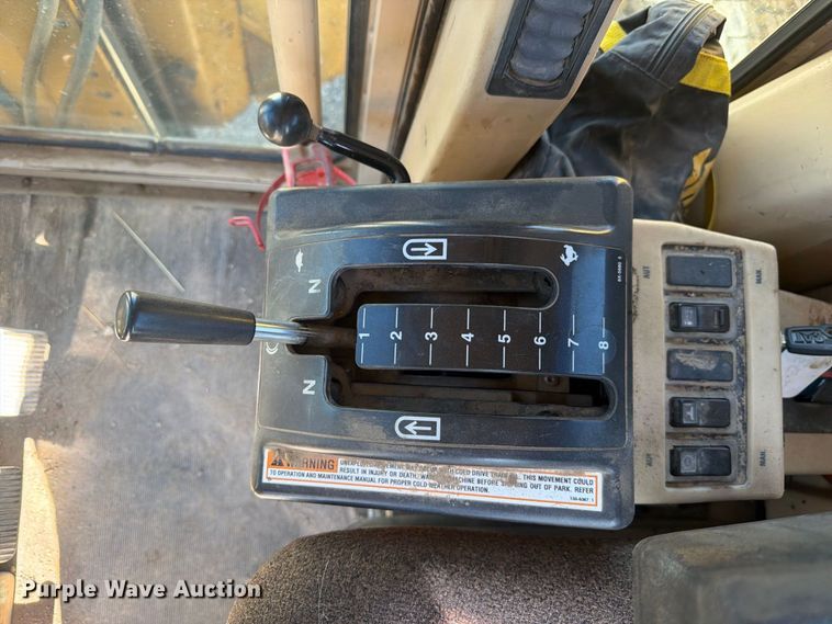 image for item FM7719 1997 Caterpillar 140H motor grader