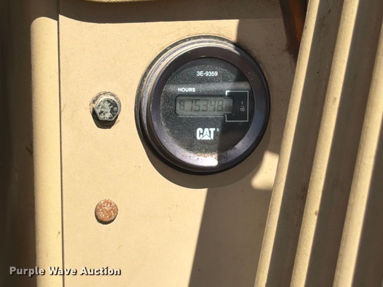 image for item FM7719 1997 Caterpillar 140H motor grader