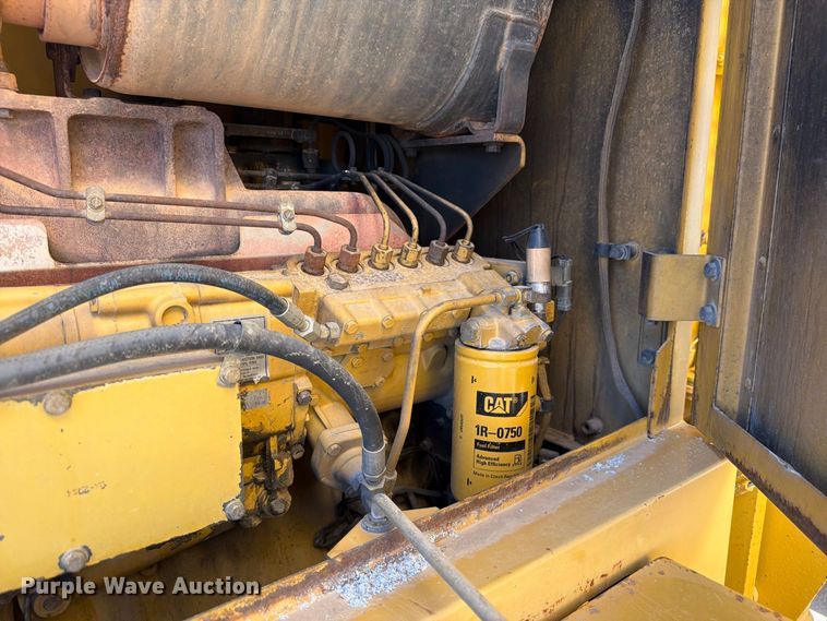 image for item FM7719 1997 Caterpillar 140H motor grader