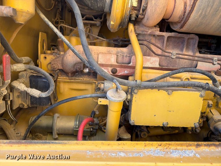 image for item FM7719 1997 Caterpillar 140H motor grader