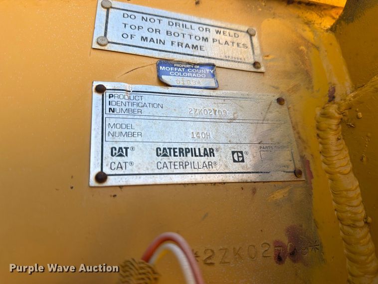 image for item FM7719 1997 Caterpillar 140H motor grader