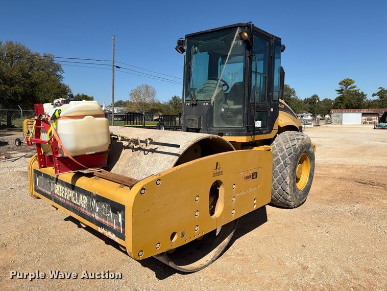 image for item FM8012 2007 Caterpillar CS-583E single drum vibratory roller
