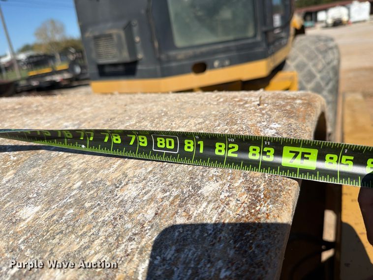 image for item FM8012 2007 Caterpillar CS-583E single drum vibratory roller
