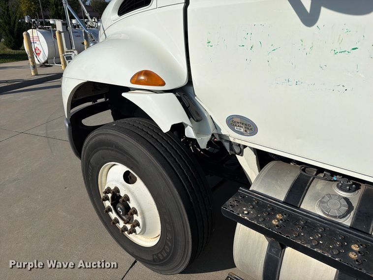image for item FN5914 2017 International 4300 street sweeper truck
