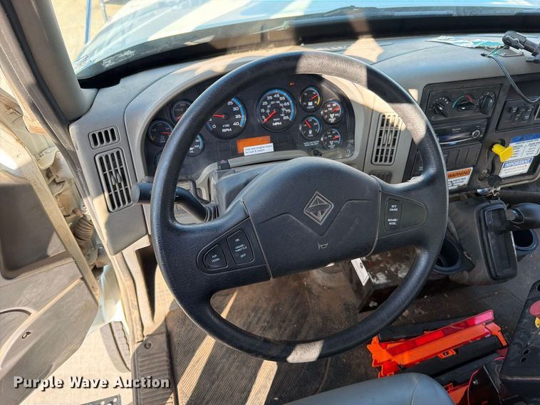 image for item FN5914 2017 International 4300 street sweeper truck