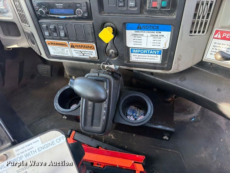 image for item FN5914 2017 International 4300 street sweeper truck