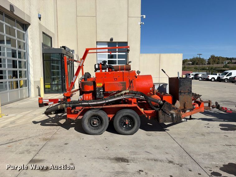 image for item FN5915 2004 Dura Patcher 125DJT pothole patcher