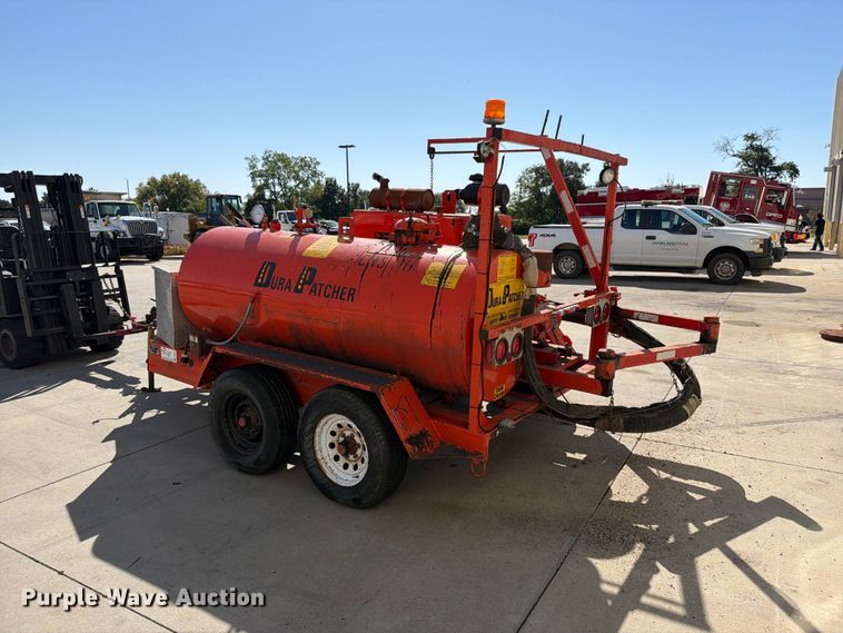 image for item FN5915 2004 Dura Patcher 125DJT pothole patcher