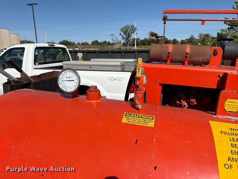 image for item FN5915 2004 Dura Patcher 125DJT pothole patcher