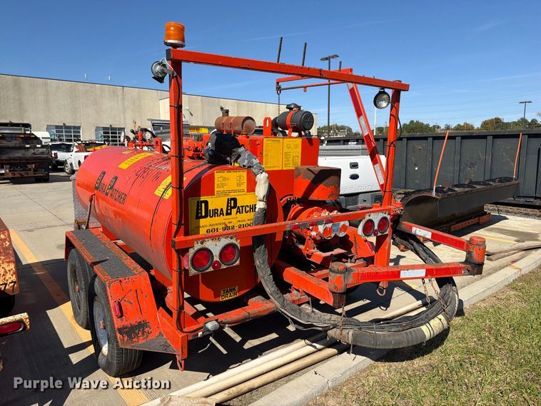 image for item FN5915 2004 Dura Patcher 125DJT pothole patcher