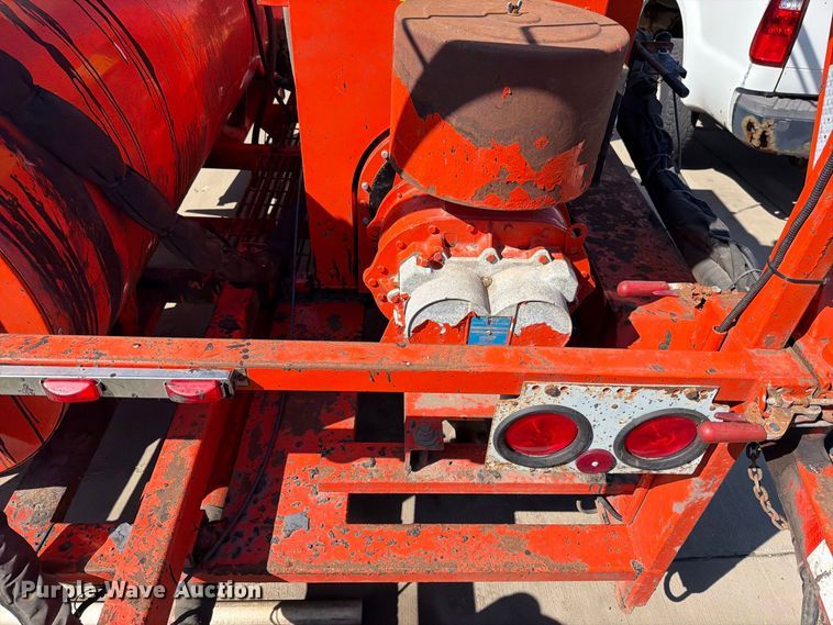 image for item FN5915 2004 Dura Patcher 125DJT pothole patcher