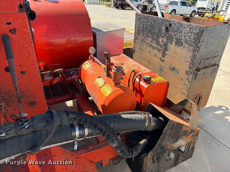 image for item FN5915 2004 Dura Patcher 125DJT pothole patcher
