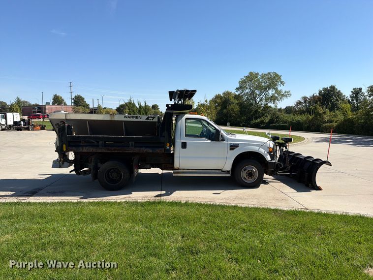 image for item FN5916 2009 Ford F350 Super Duty dump bed pickup truck